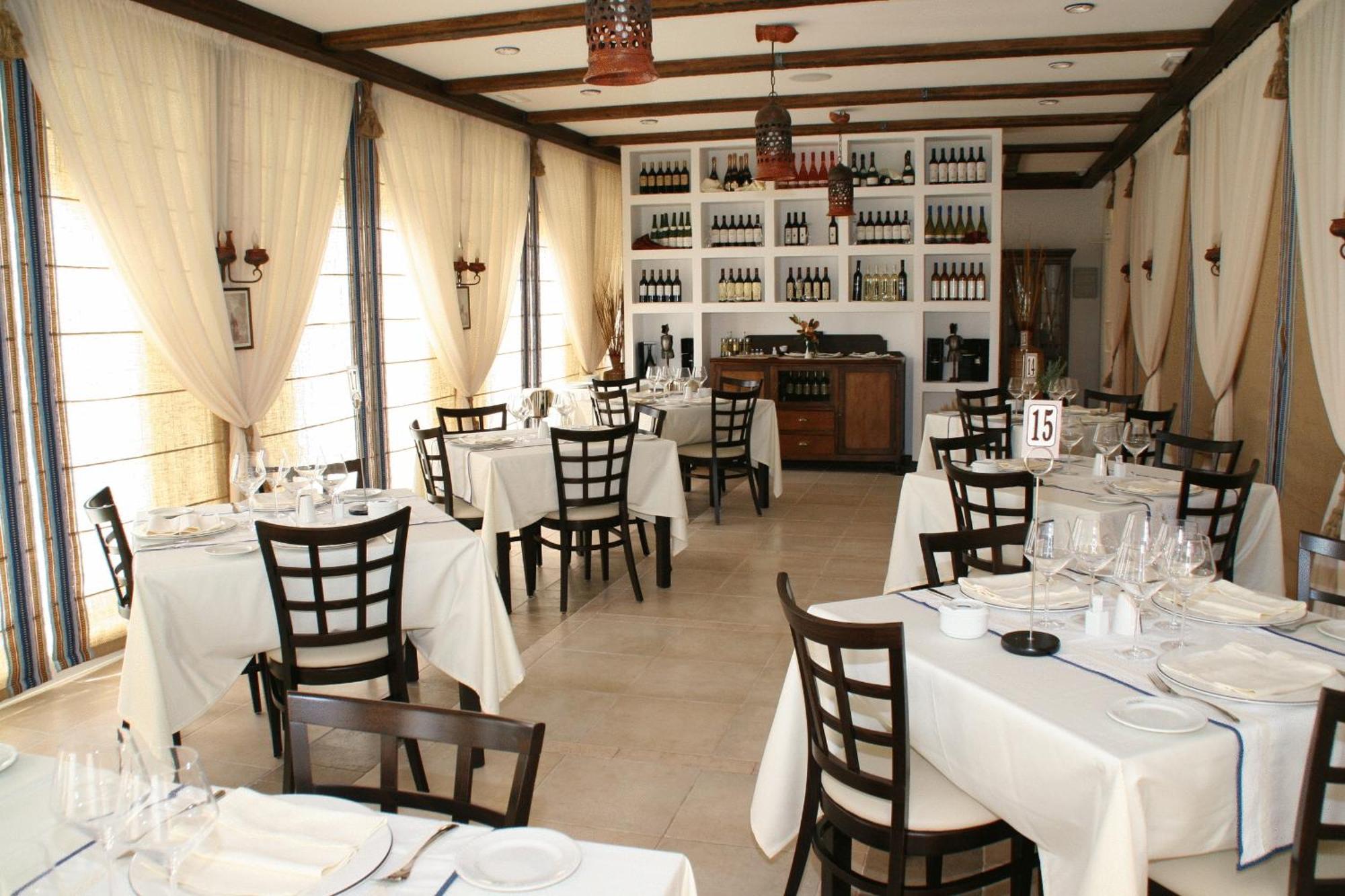 Hotel Encinar Bungalows-Restaurante Pedro Munoz Екстер'єр фото