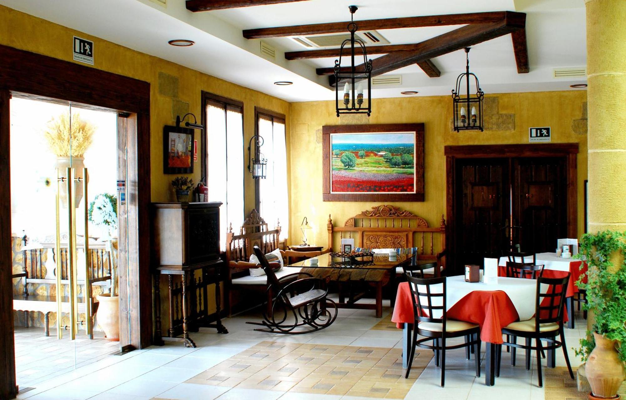 Hotel Encinar Bungalows-Restaurante Pedro Munoz Екстер'єр фото